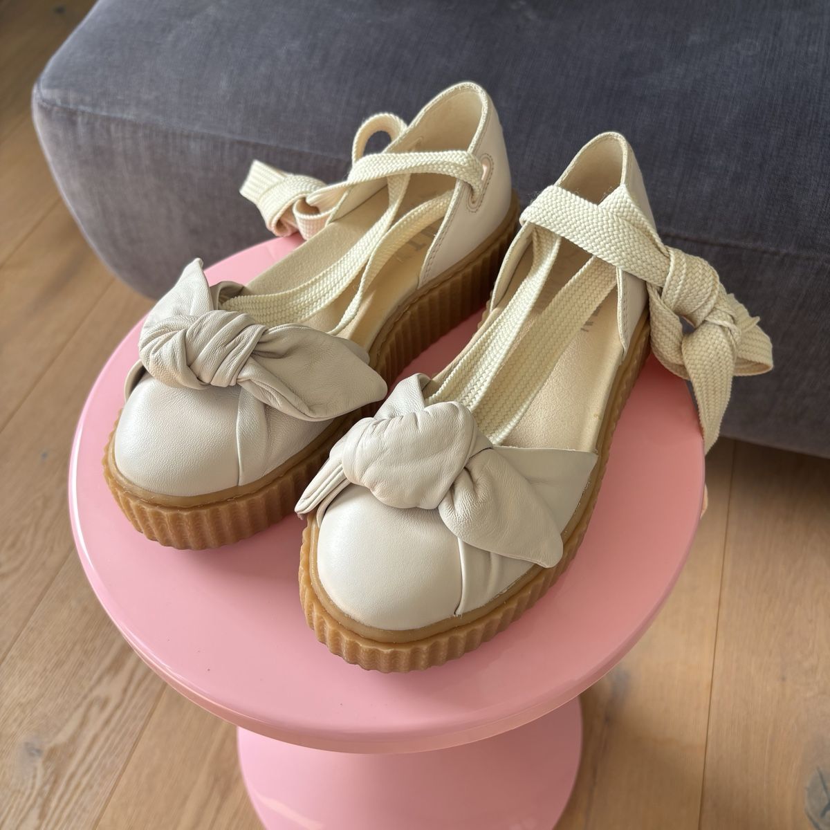 Fenty Scarpe da donna: Fenty Puma Creeper Sandalen Grösse 37 cremeweiss  – Usato da Kilchberg ZH venduto da mer_2bsh 1