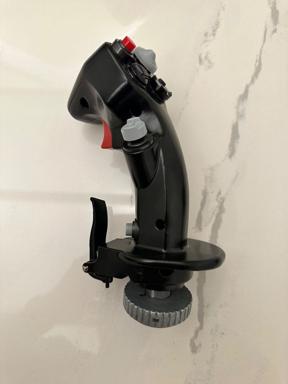 Thrustmaster Warthog HOTAS mit Feder-Update | Kaufen auf Ricardo