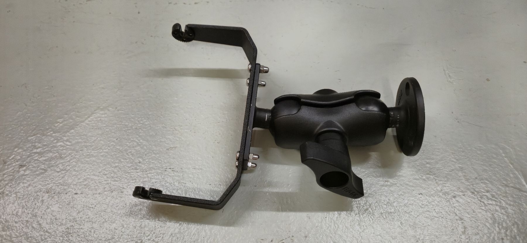 Humminbird Accessori: Support Ram Humminbird  – Usato da Cheseaux-Lausanne venduto da stevo85 1