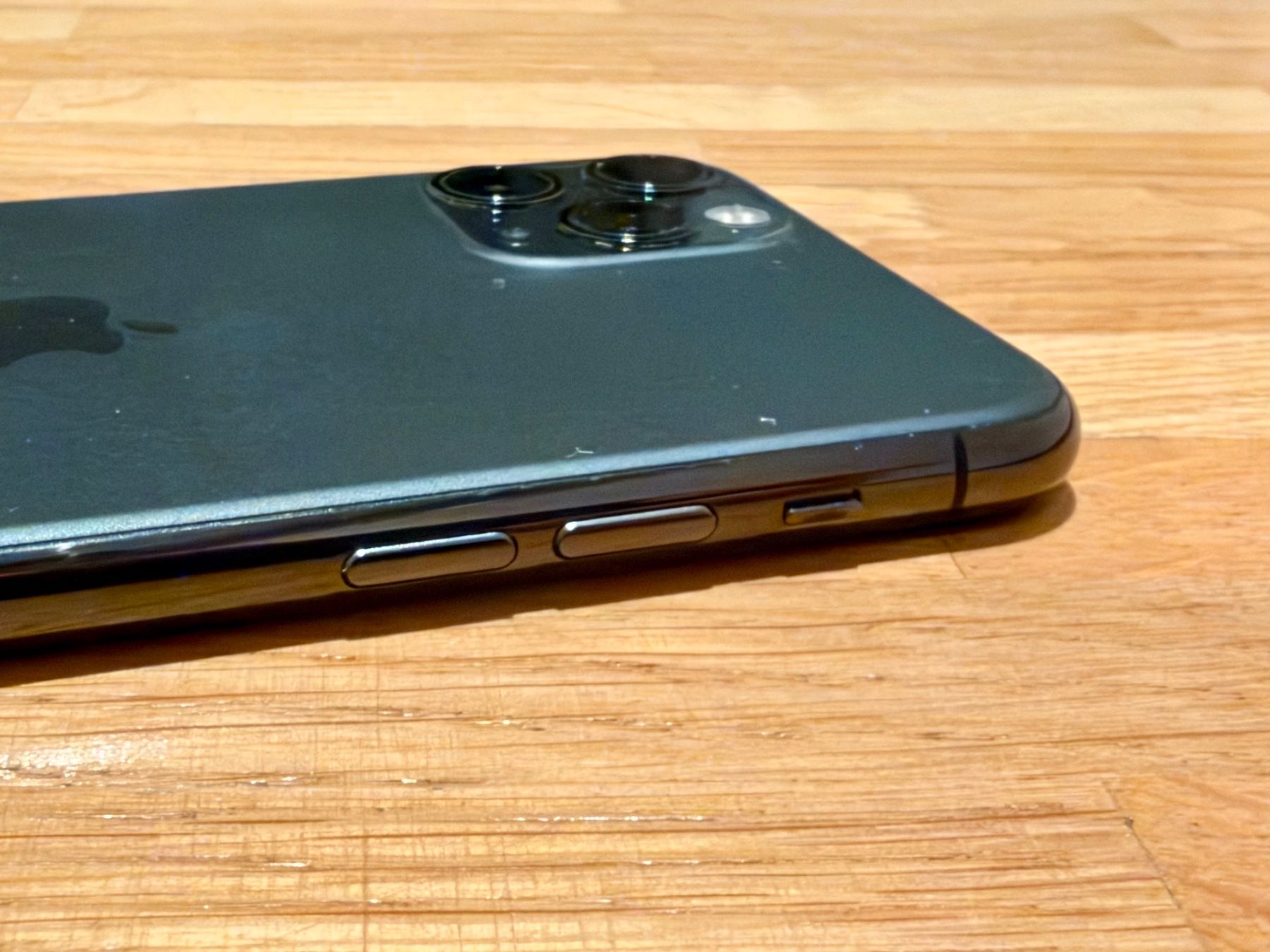 Apple Handys / Smartphones: iPhone 11 Pro 256GB – Gebraucht aus Wetzikon ZH von brotzilla 4