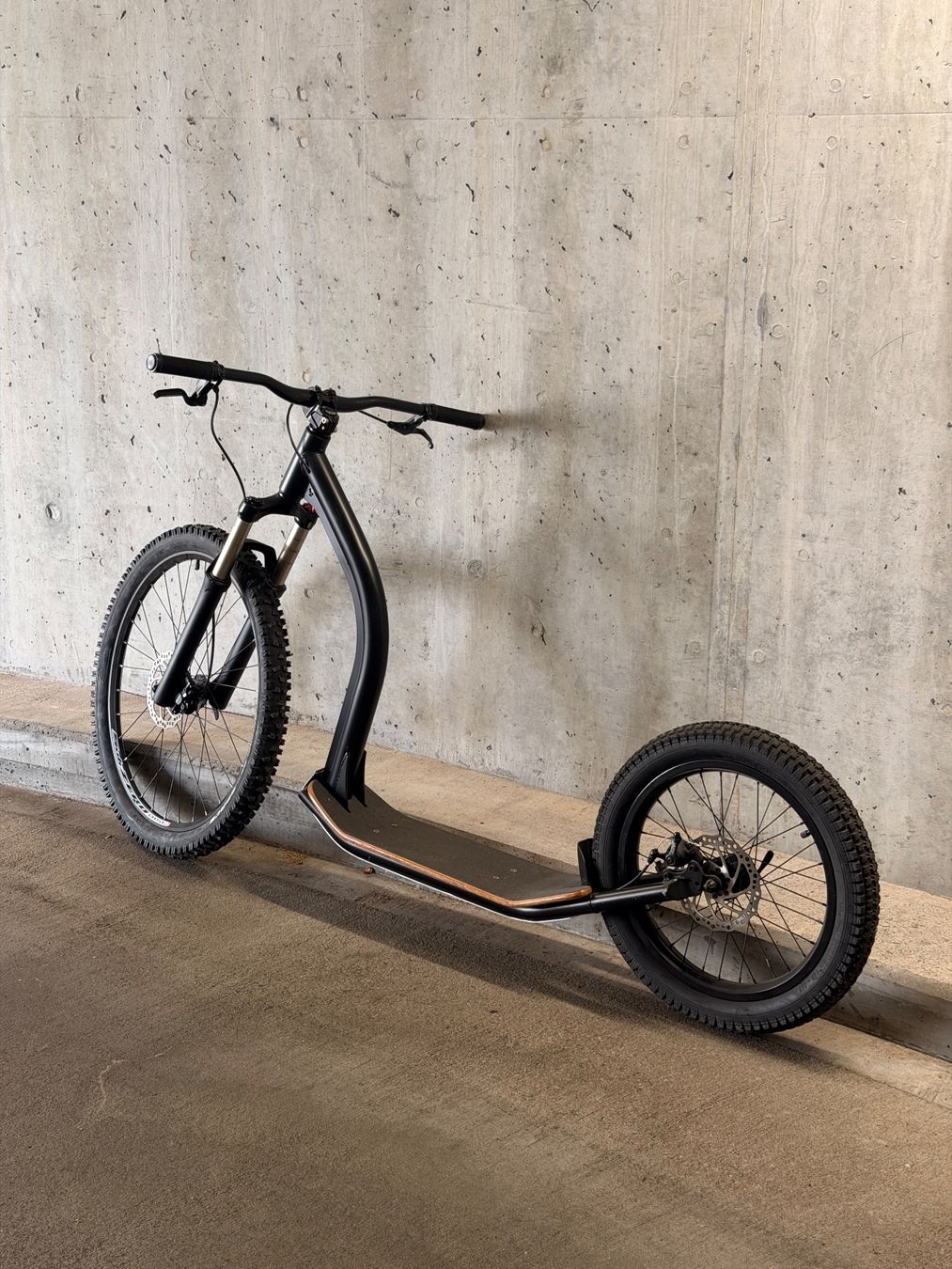 Kickboard: Gravity Scooter – Usato da Küsnacht ZH venduto da Icon21 1