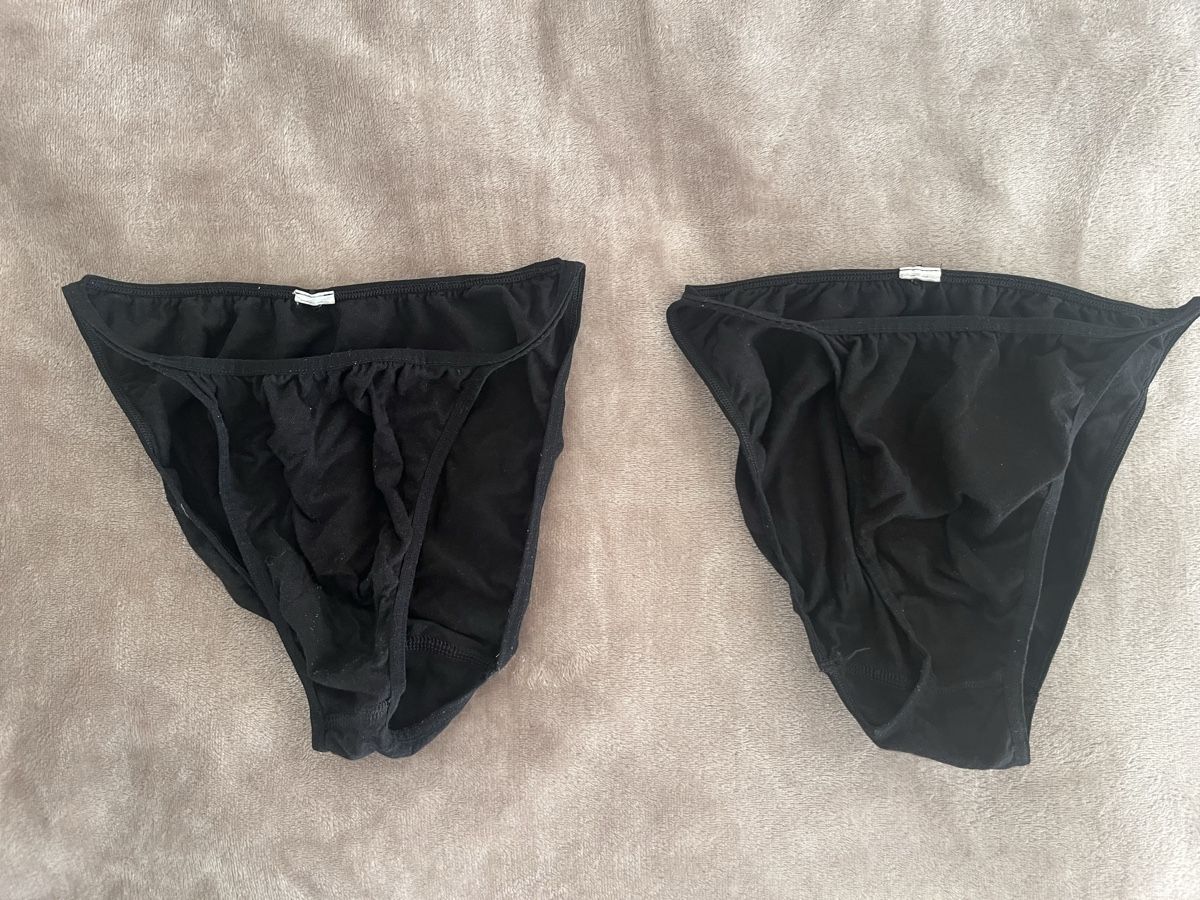 Altra biancheria intima: Lot culottes noires – Nuovo (secondo la descrizione) da Neuchâtel venduto da Ariane_vn00