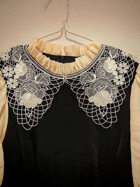 Vestiti: Fashion dress – Usato da St. Gallen venduto da Lan_2207 1