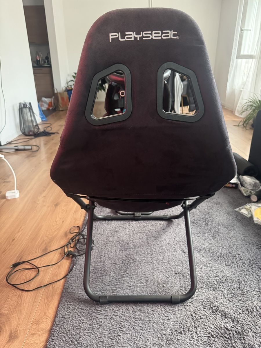Thrustmaster Manettes: Playseat Challenge Rennspiel Sitz mit Thrustmaster T300 – D'occasion à Frauenfeld par mar_d9hn 6