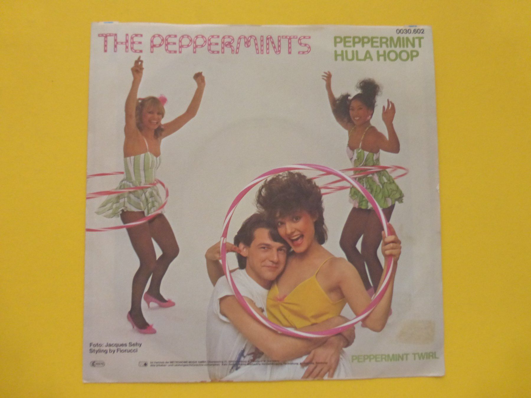 Schallplatten: The Peppermints – Peppermint Hula Hoop – Gebraucht aus Zürich von Swiss57 1