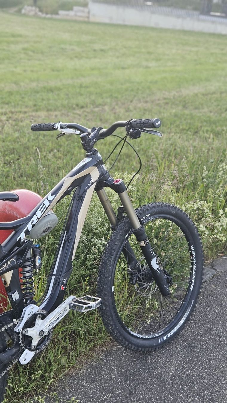 Trek Biciclette: Trek Scratch 8 EVO 2011 – Downhill / Freeride MTB – Usato da Winznau venduto da FlorianV 3