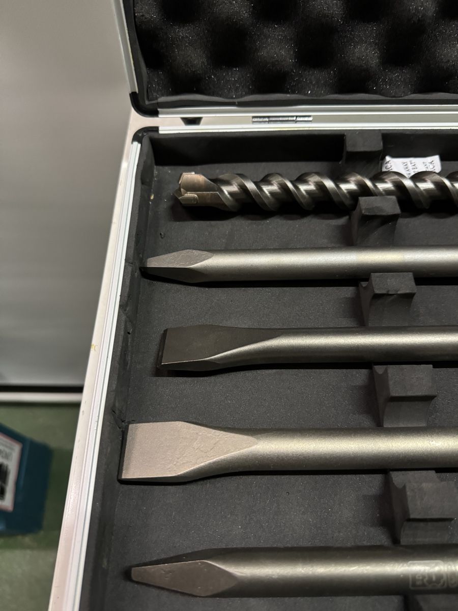 Hitachi Tutti gli attrezzi: Hitachi Spitzmeissel Set Neu – Nuovo e nell'imballaggio originale da Igis venduto da ZIKO007 1