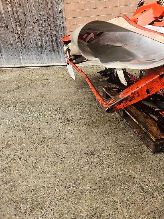 Tutte le macchine: Frontmähwerk Kuhn GMD2820F – Usato da Dietwil venduto da farmer00 4