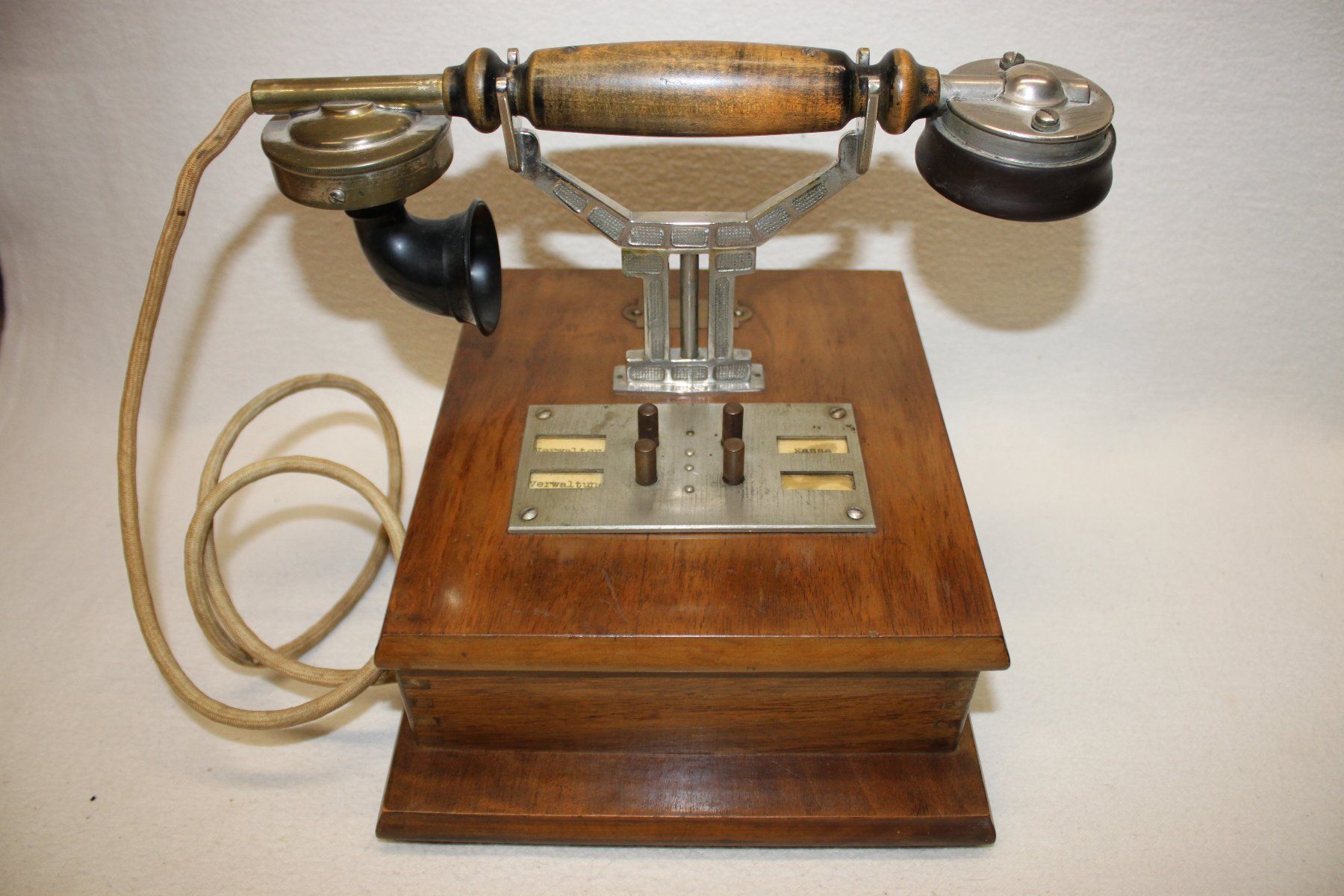 Telefoni: Antikes Telefon ca. um 1920 Zellweger AG – Usato da Thun venduto da Fbchm