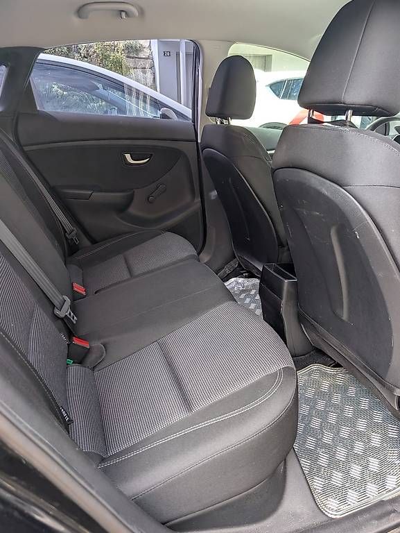 Hyundai Automobili: Hyundai i 30 – Usato da Oberkirch LU venduto da ladina022 3