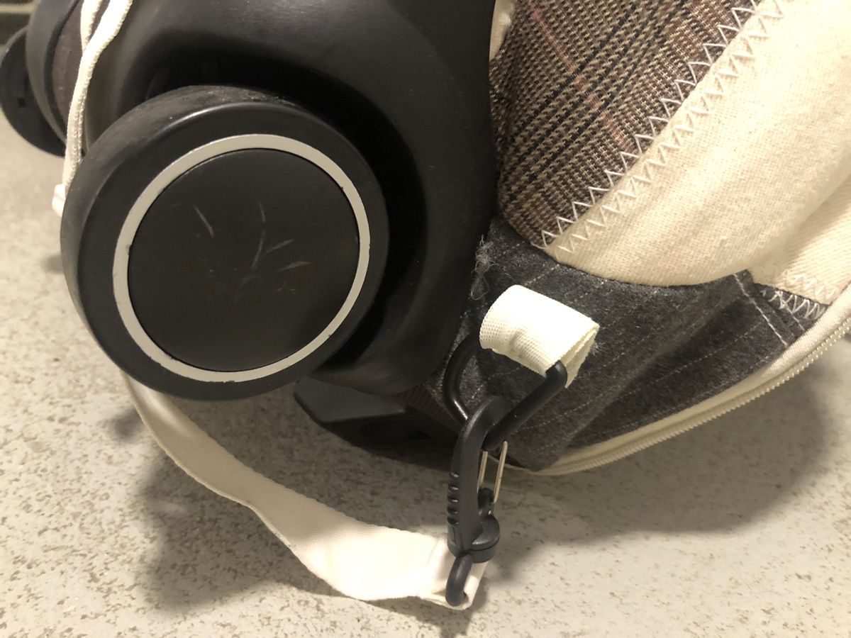 Desigual Zaini: Rucksack mit Rollen – Nuovo (secondo la descrizione) da Seuzach venduto da Alisa87 4