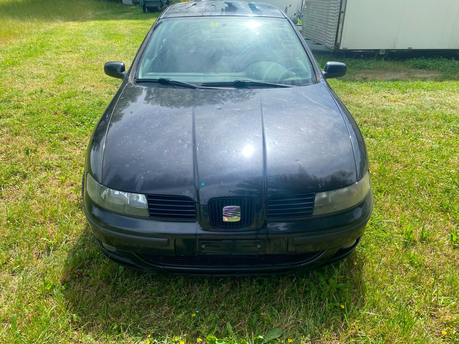Seat Automobili: Seat Leon 1.8T 20V – Usato da St-Aubin-Sauges venduto da fournierservices