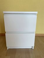 Malm Nachttisch in weiss