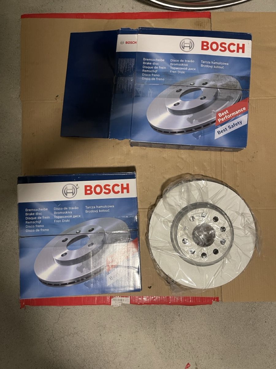 Bosch Alle Autoersatzteile: 2x Bremsscheiben BOSCH neu – Neu und originalverpackt aus Kloten von dba_w6kf