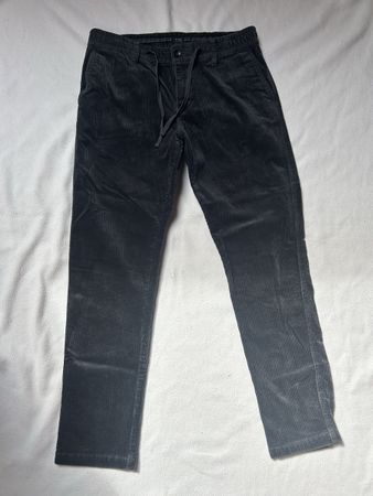 Herre Hose aus Cord, Dunkelgrau, C&A, Grösse M, neuwertig