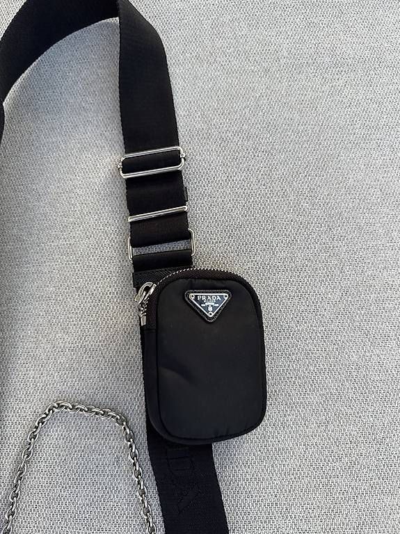 Taschen für Damen: Originale Prada Tasche – Gebraucht aus Wetzikon ZH von veysel71 1