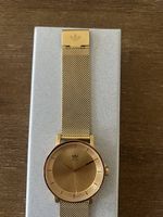 Adidas Originals District M1 All Gold Uhr