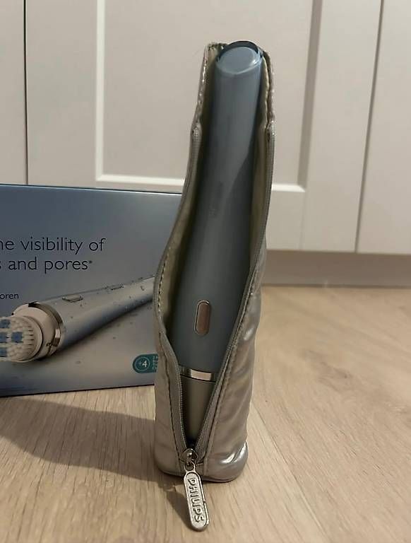 Cura del viso: Vendo Philips VisaPure essential – Usato da Gordola venduto da arw_fl8h 1
