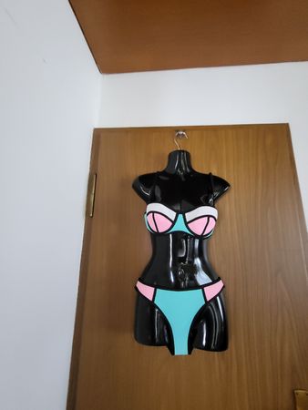 Maillot de bain tendance Taille M/L, parfait pour l'été!