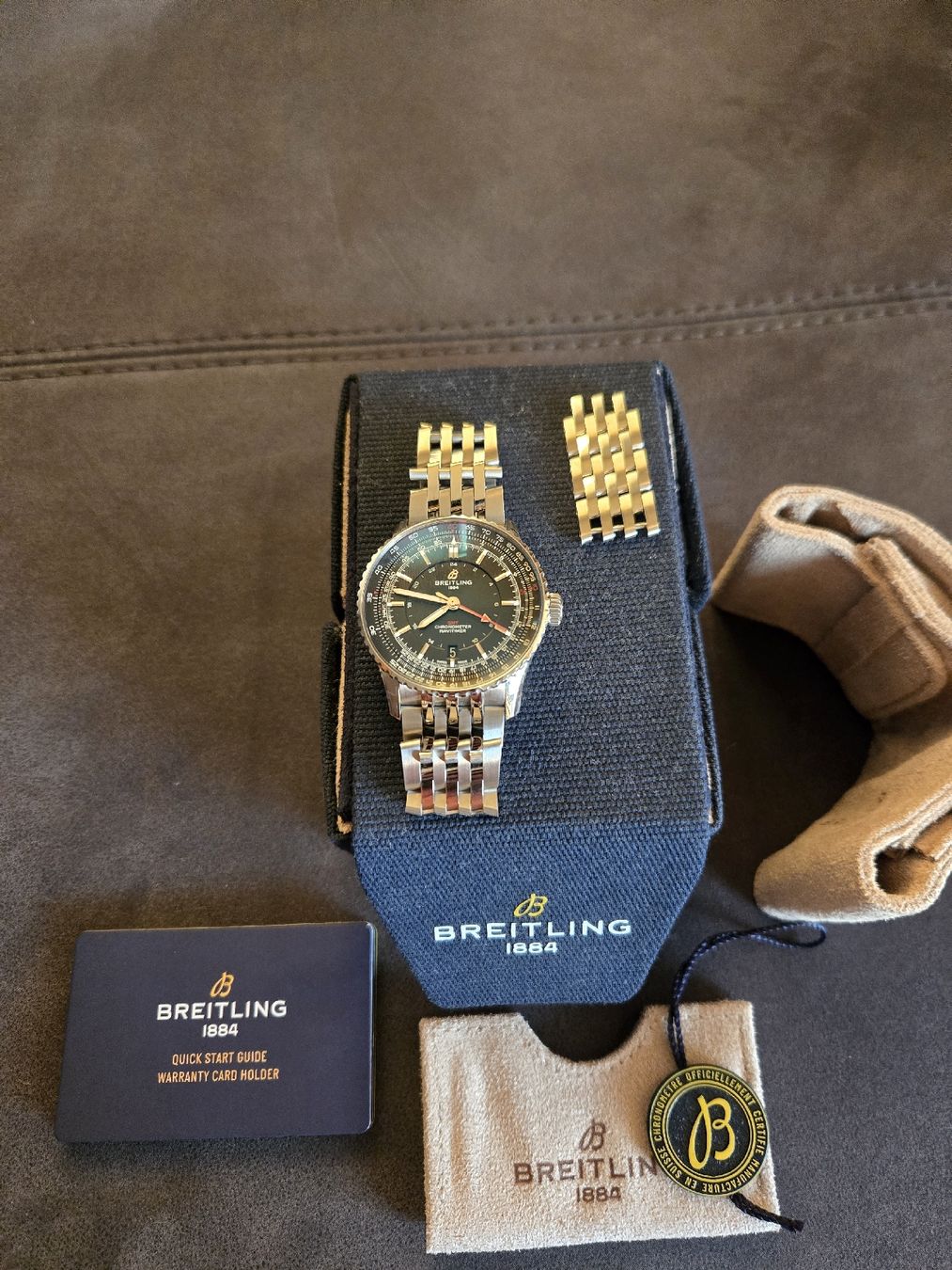 Breitling Uhren: Breitling Navitimer Automatic GMT 41 – Neu (gemäss Beschreibung) aus Marly von Kara.swiss 2