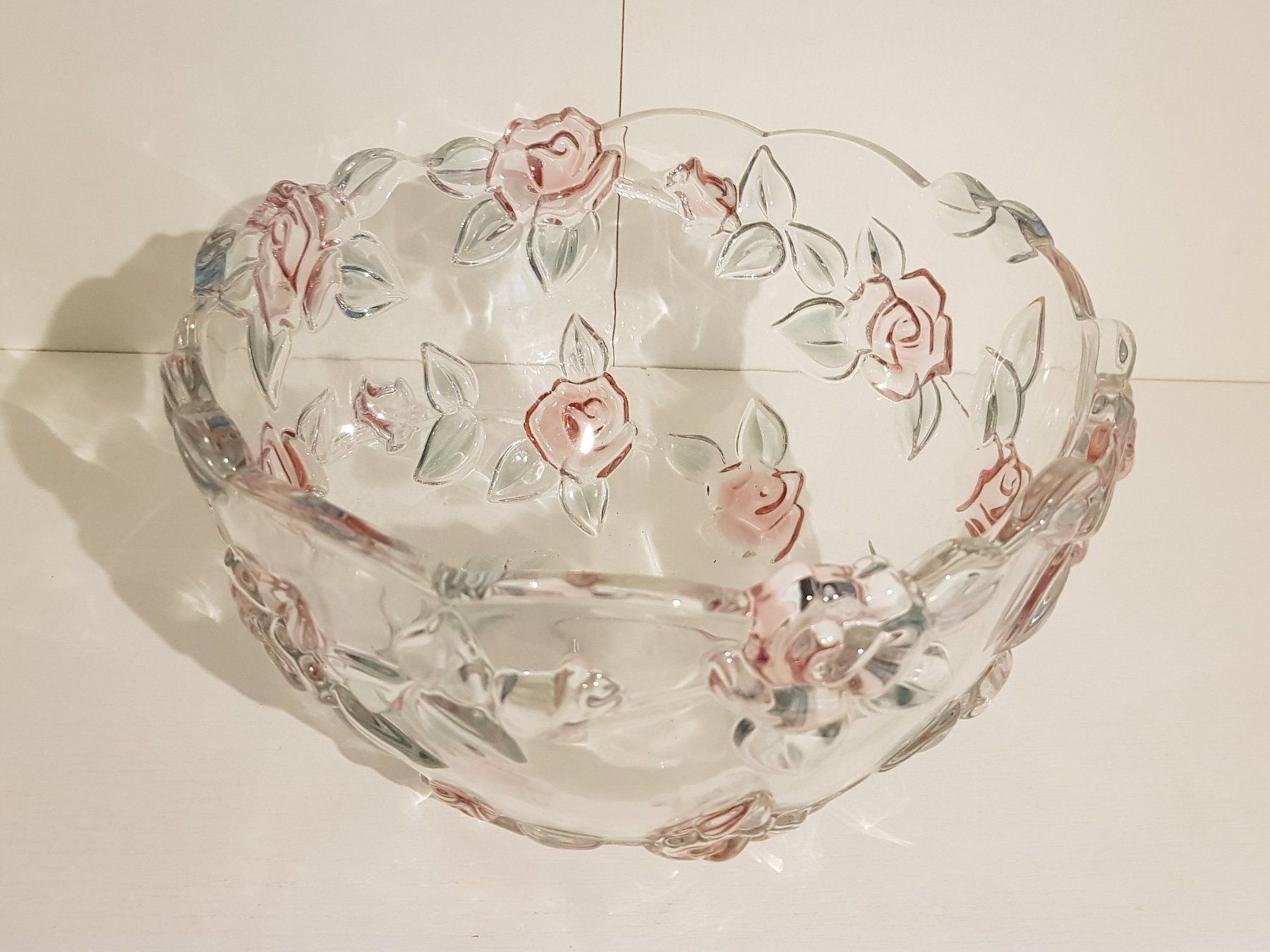 Ciotole: Elegante Glasschale mit Rosenmuster. – Usato da Münchenstein venduto da tsp01
