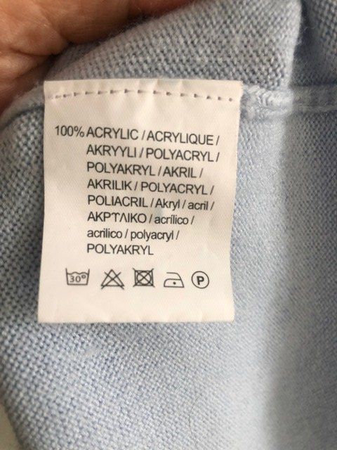 Maglioni & Felpe: Lichtblauer Pullover, L, mit Kaschmir-Feeling, 100% Acryl – Usato da Hünenberg See venduto da dustein 4