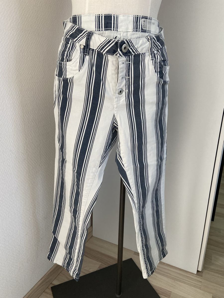 Pantaloni: Gestreifte Sommerhose, Gr. 40 Wadenlang – Usato da Sargans venduto da Ajom_3