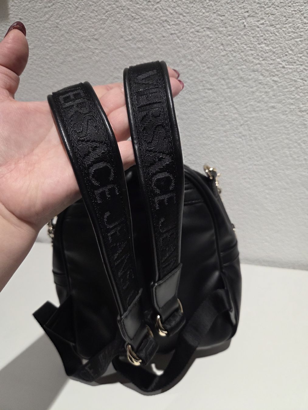 Versace Borse da donna: Versace Jeans – Usato da Naters venduto da sil_cfh5 1
