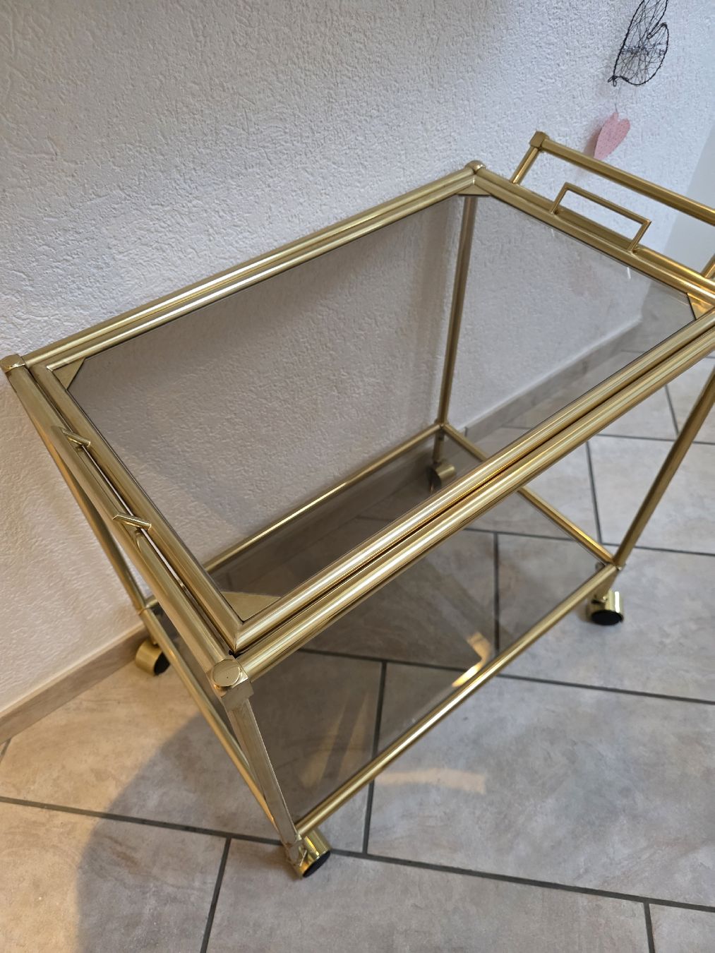 Toutes les décorations: Servierwagen Messing mit Glasplatten  – D'occasion à Mümliswil par Mizzi77 2