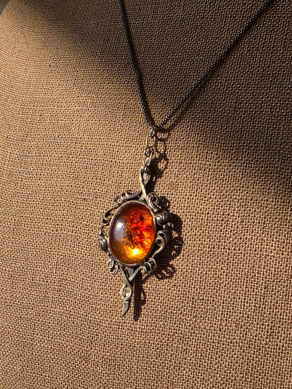 Catenine: Vintage Silber Kette mit Bernstein Anhänger – Usato da Zürich venduto da tsu_76bc 3