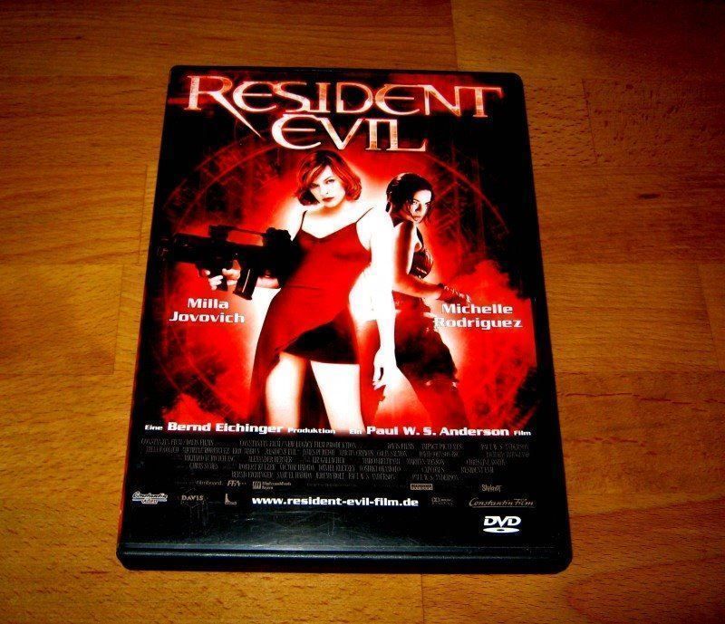 Tutti i DVDs: Resident Evil (DVD) – Usato da Eschen venduto da 33shaggy33