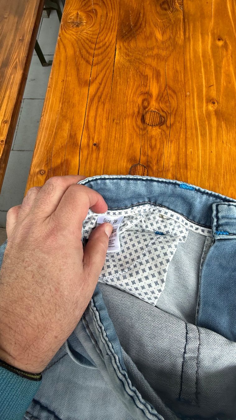 Camp David Jeans: Camp David Jeans Bermudas Hellblau Stretch Gr. 38 – Gebraucht aus Gipf-Oberfrick von son_lx77 2