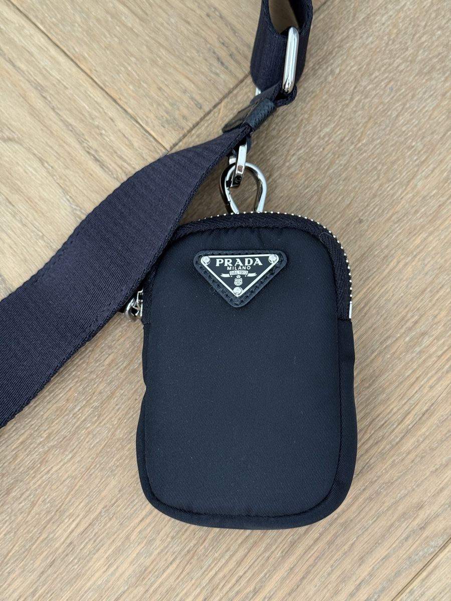 Prada Borse da donna: Prada Re-Nylon Handtasche schwarz Neu – Nuovo (secondo la descrizione) da Gümligen venduto da kleiderschrankbe6 2