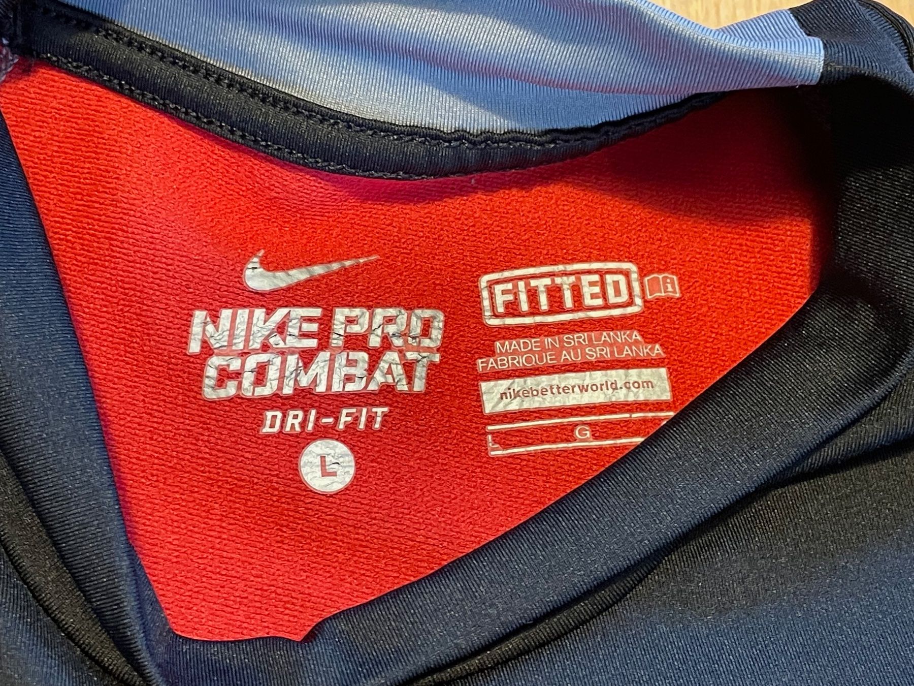 Nike Maglioni & Felpe: 2013 Nike Pro Combat Longsleeve Sz XL – Usato da Zürich venduto da le_souk 2