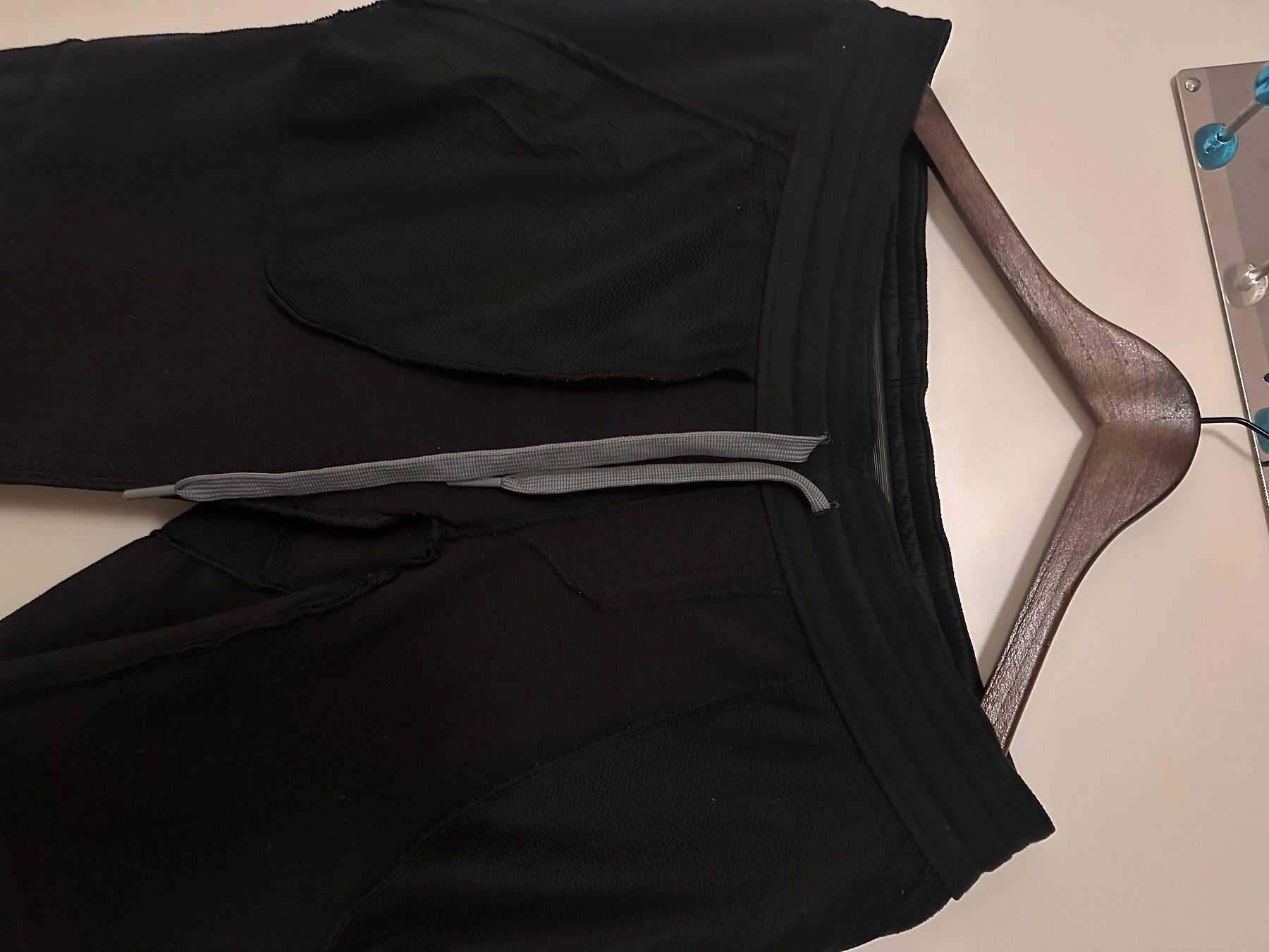 Hosen: Adidas Winter trousers – Gebraucht aus Unterägeri von aig_7jjx 2