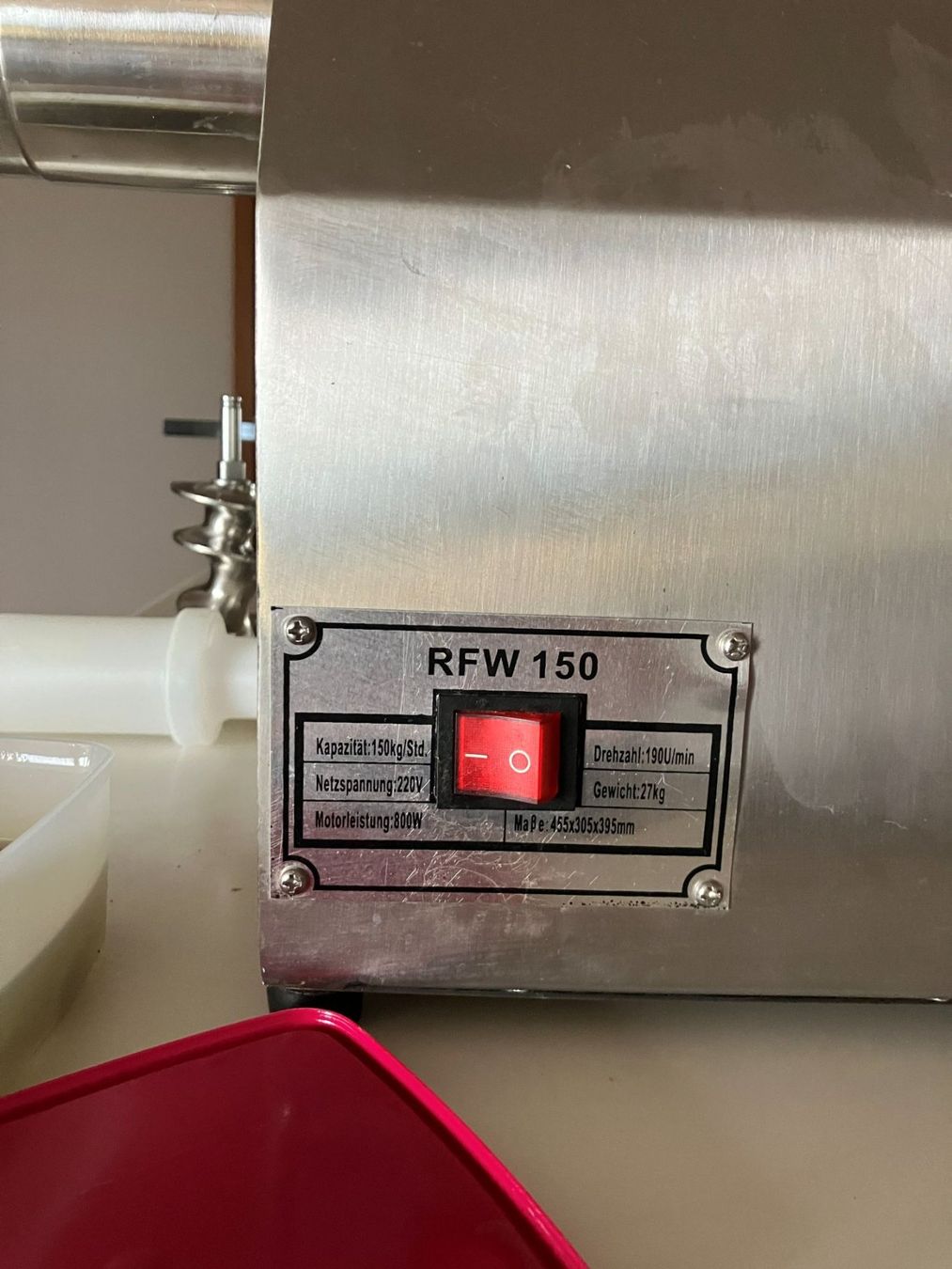 Elettrodomestici da cucina: Professioneller Fleischwolf RFW 150 – Usato da Seedorf BE venduto da Absolom 4