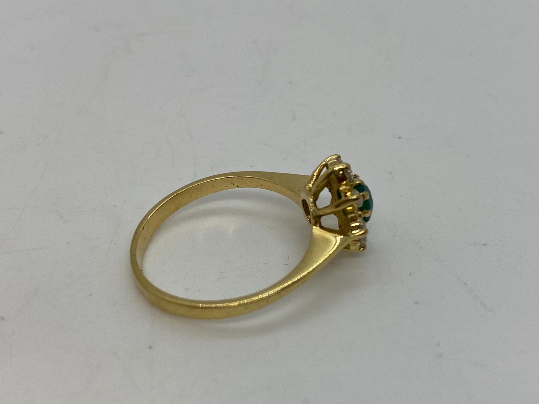 Ringe: GOLD Ring mit grünem Stein 18K / 750 Gr. 50 /// E611  – Gebraucht aus Bern von  4