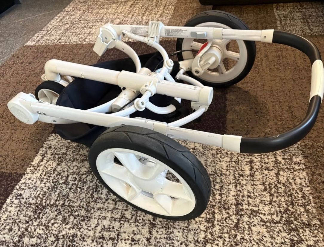 Quinny Carrozzine: Quinny Moodd Kombi-Kinderwagen – Usato da Feuerthalen venduto da rob_2k85 3