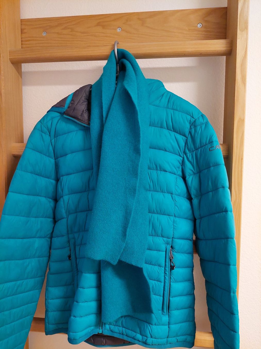 CMP Jacken: Leichte Steppjacke mit passendem Wollschal – Gebraucht aus Thusis von giacia 4