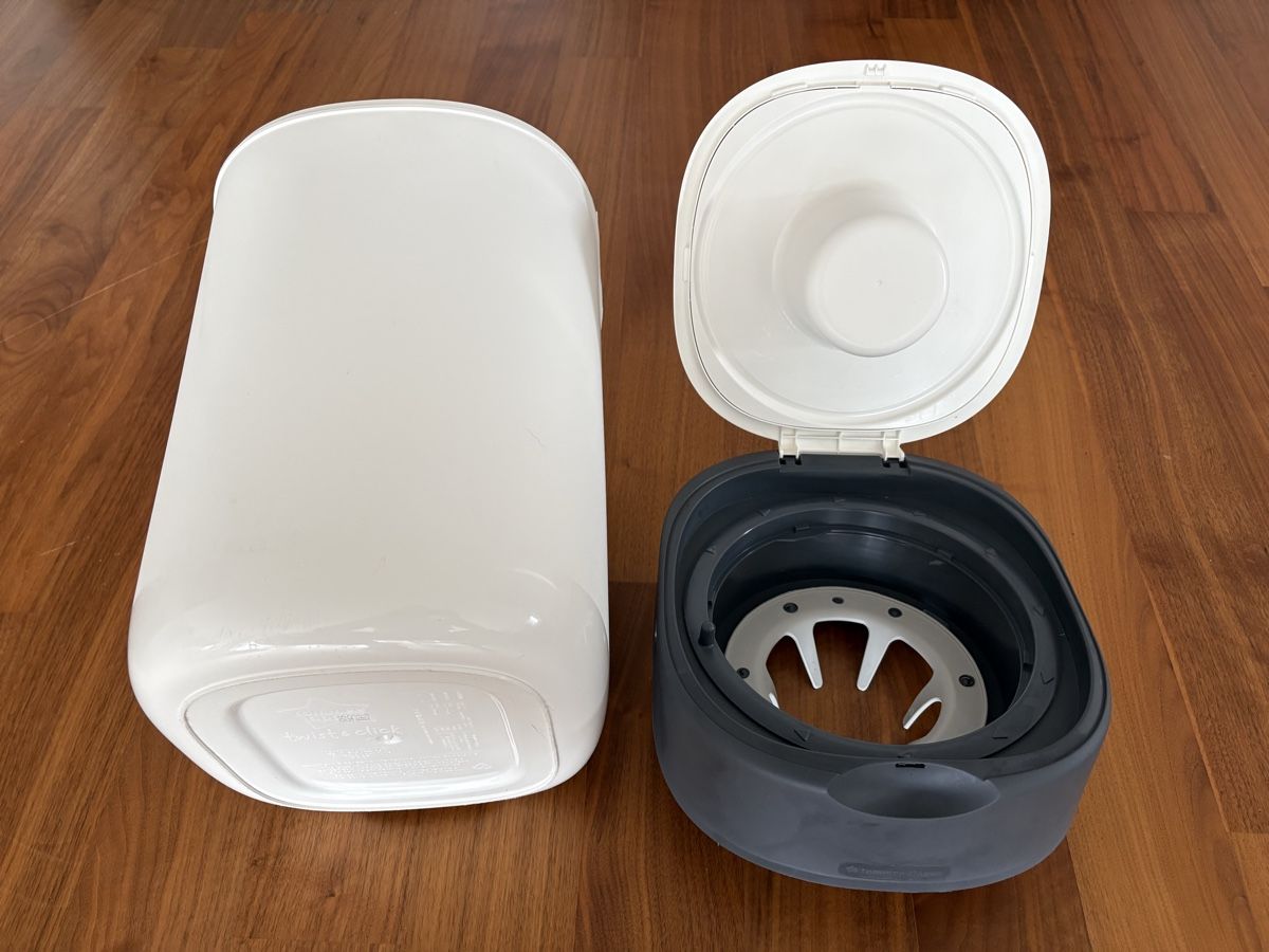 Altro per la casa: Tommee Tippee Windeleimer/Diaper Pail – Usato da Uhwiesen venduto da FehrN 1