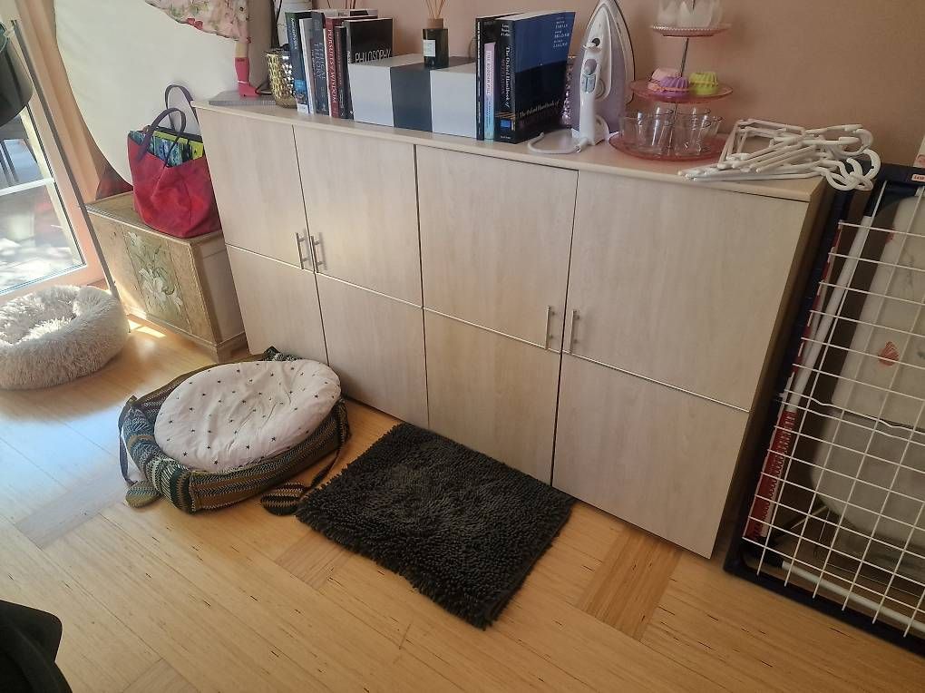 Kommoden: Sideboard mit 4 Türen – Gebraucht aus Küsnacht ZH von Kaplumbag