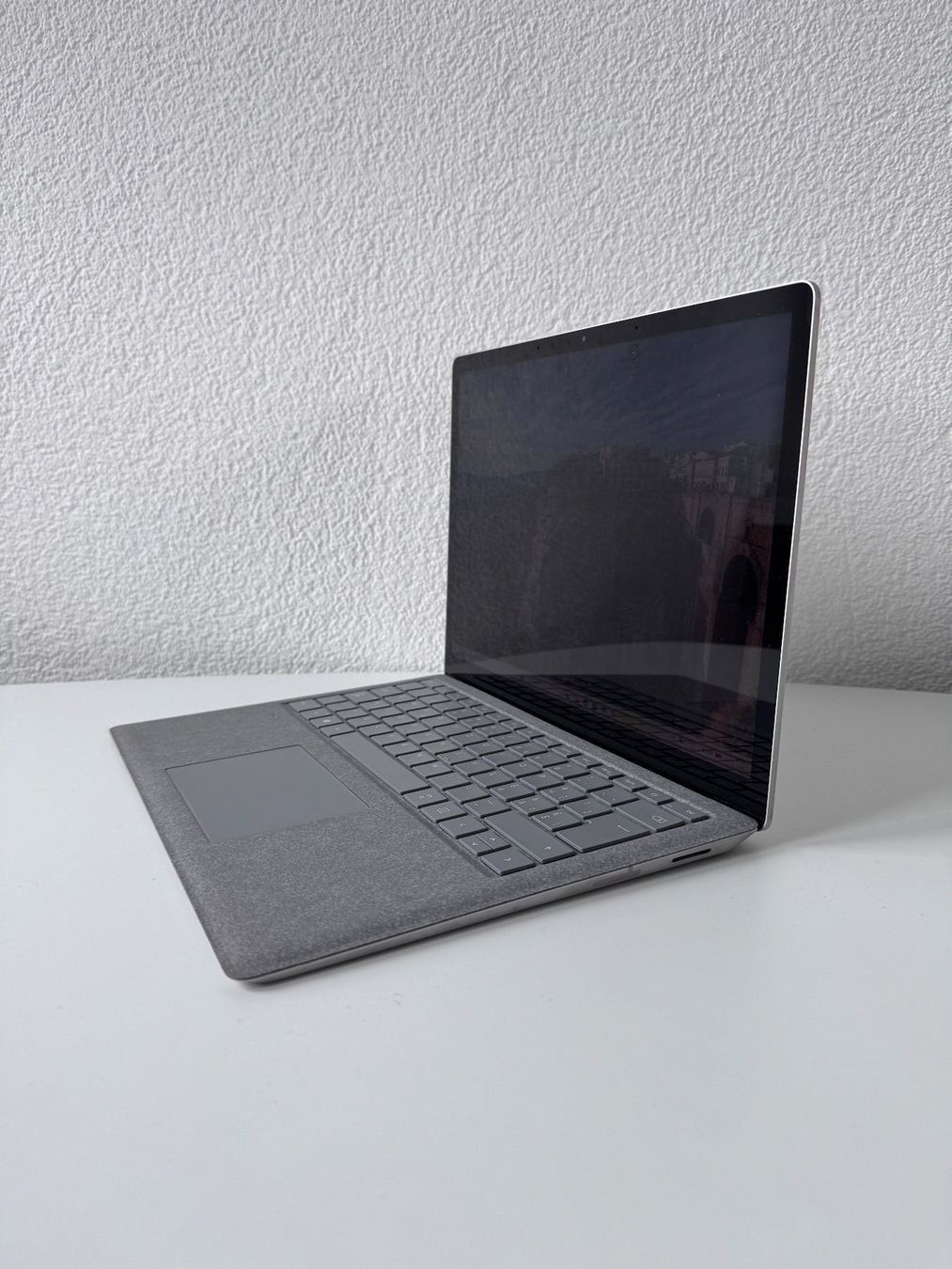 Microsoft Notebook: Microsoft Laptop 1 (Modell 1769) – Usato da Lugano venduto da pandux24 1