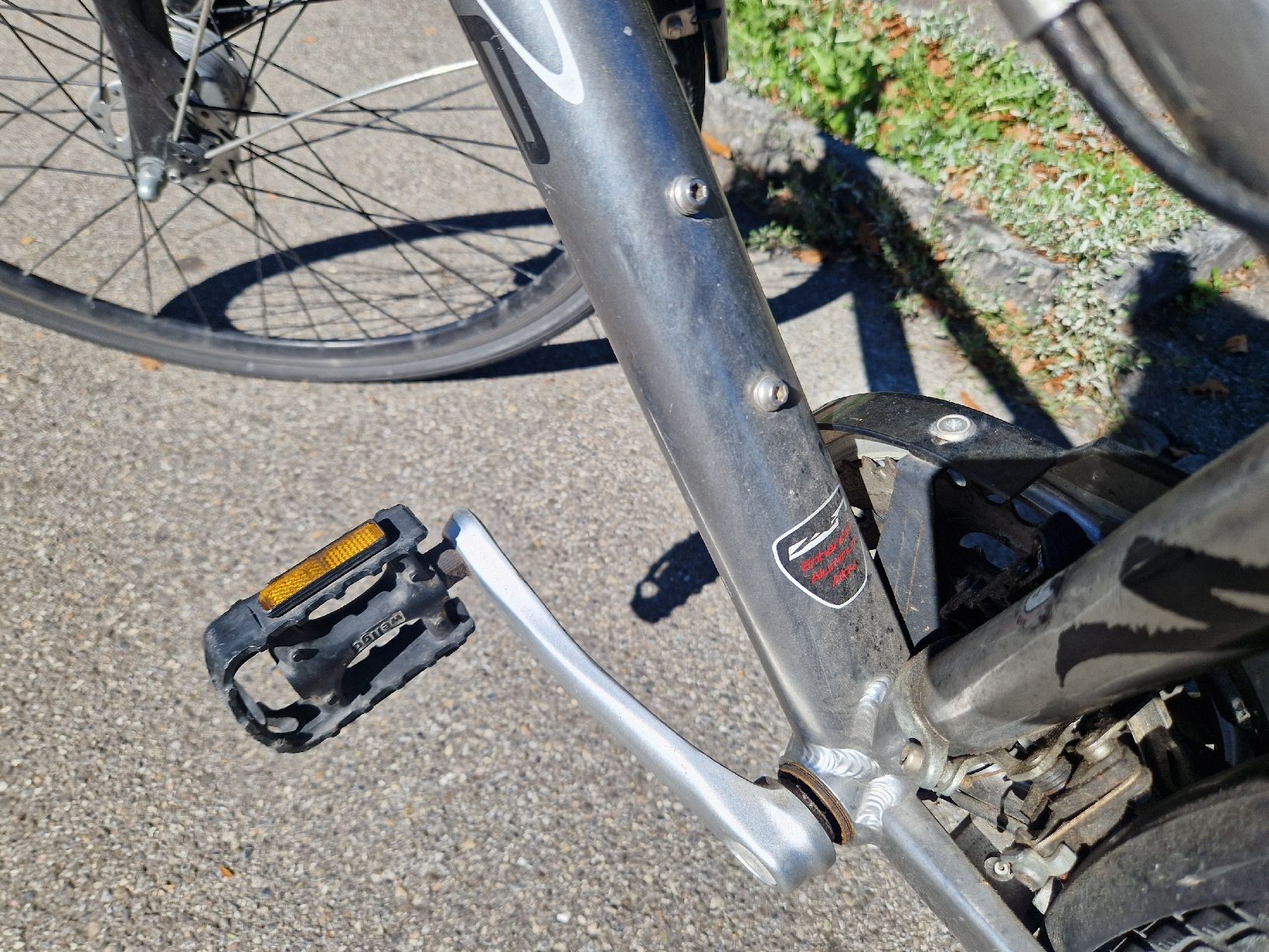 Specialized Biciclette: Specialized Globe city bike (last chance before I donate it) – Difettoso da Liebefeld venduto da and_j52z 6