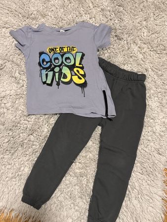 Ensemble T-shirt & Pantalon de Sport Garçon, Taille 104