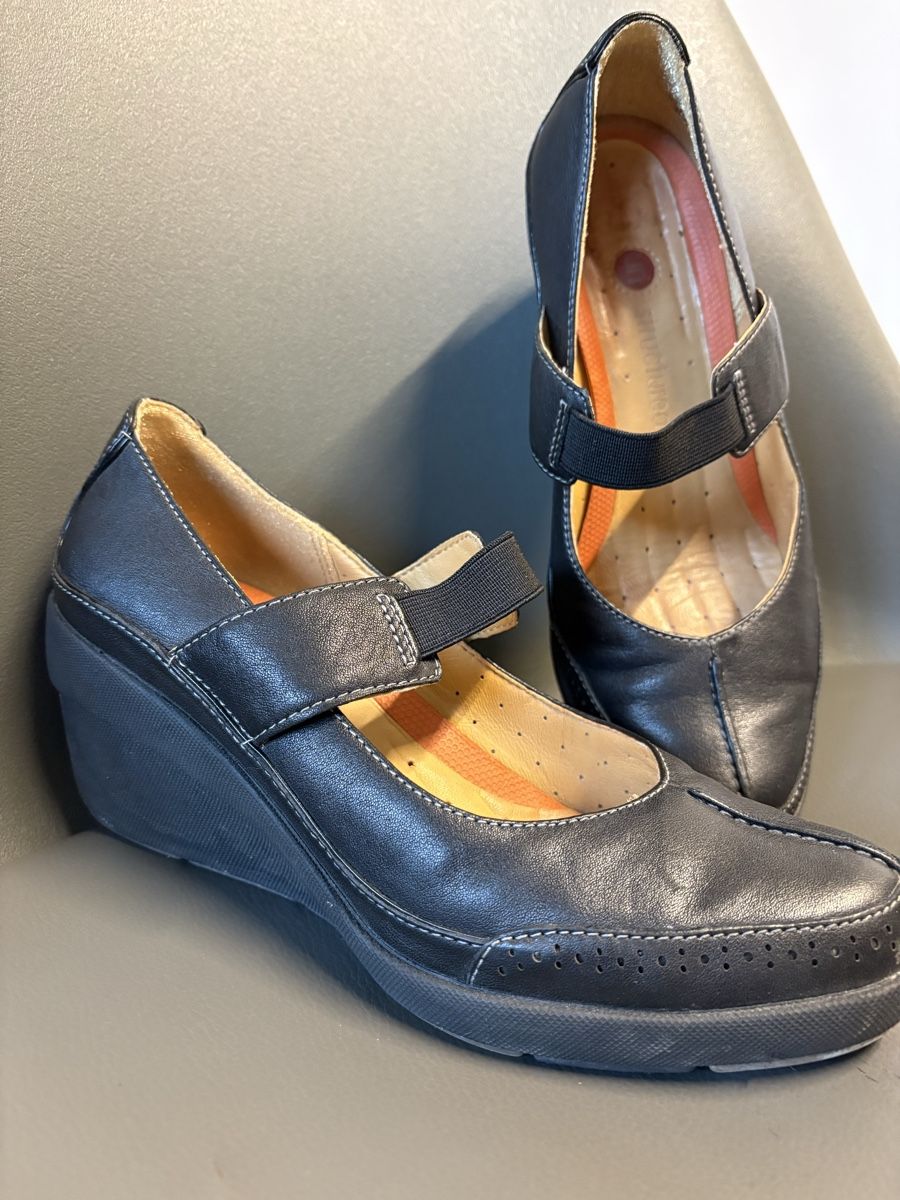Clarks Scarpe da donna: Escarpins Clarks structured – Nuovo (secondo la descrizione) da Bonnefontaine venduto da ani_xz7r