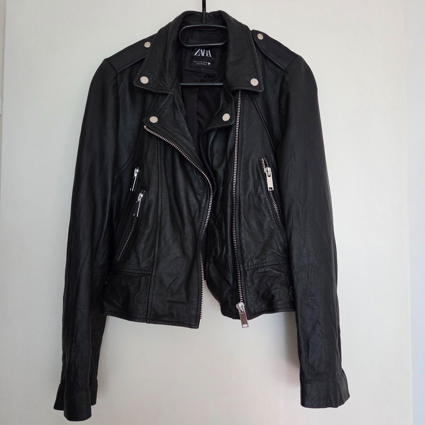 Zara Jacken: Veste cuir Zara M – Gebraucht aus Onex von AF. 1