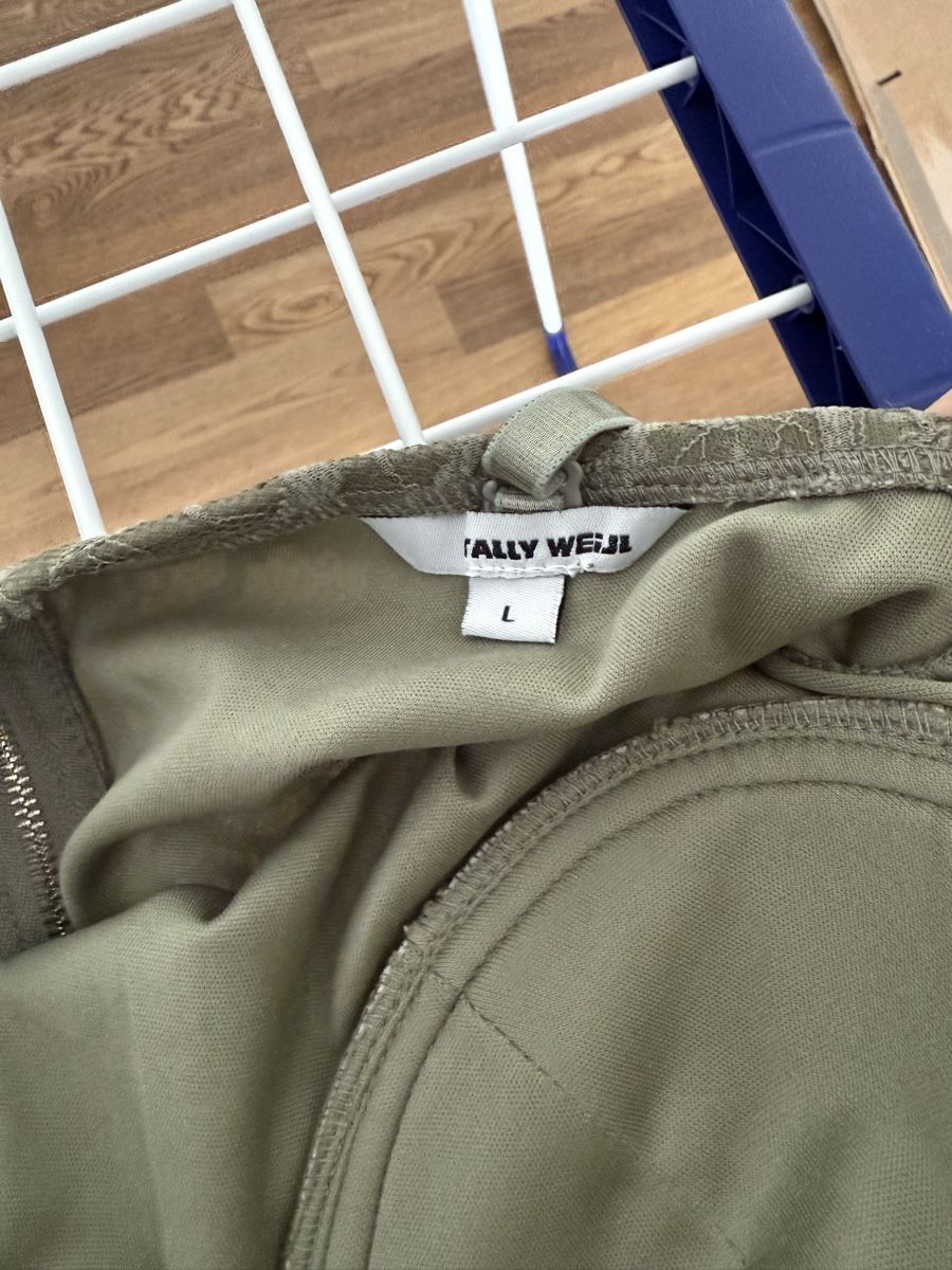 Tally Weijl Tops: Top grün Grösse L – Gebraucht aus Zürich von bia_6kmj 1
