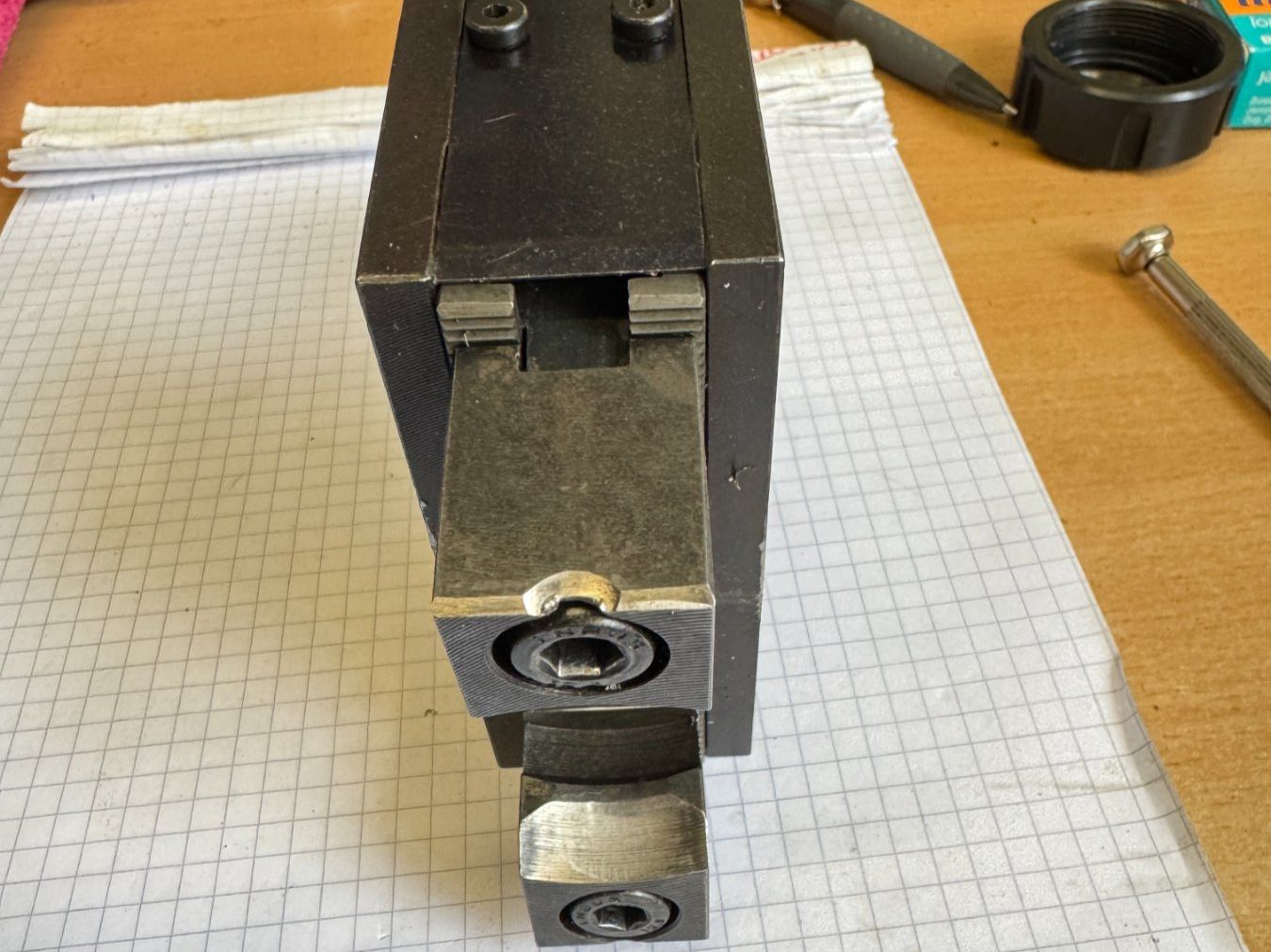 Greifer: VDI30 Stangengreifer / Materialgreifer – Gebraucht aus Magden von Fmtech 4
