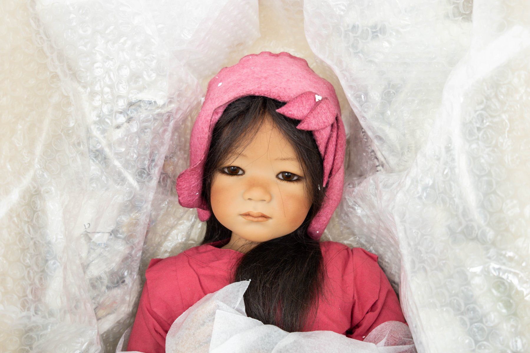 Annette Himstedt Puppen: Tscharle / Annette Himstedt Puppe / Winter Kinder 2008 – Neu (gemäss Beschreibung) aus Zürich von ZuercherBrockenhaus 3