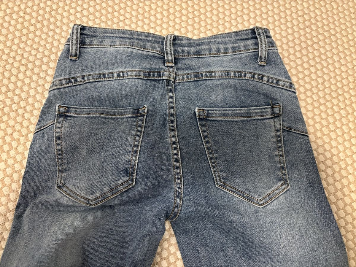Pantaloni: Flared Jeans xs - NEU!!! – Nuovo (secondo la descrizione) da Zürich venduto da FedeSara 1